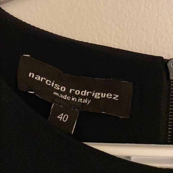 Narcissi Rodriguez crew neck sleeveless dress - Picture 5 of 8